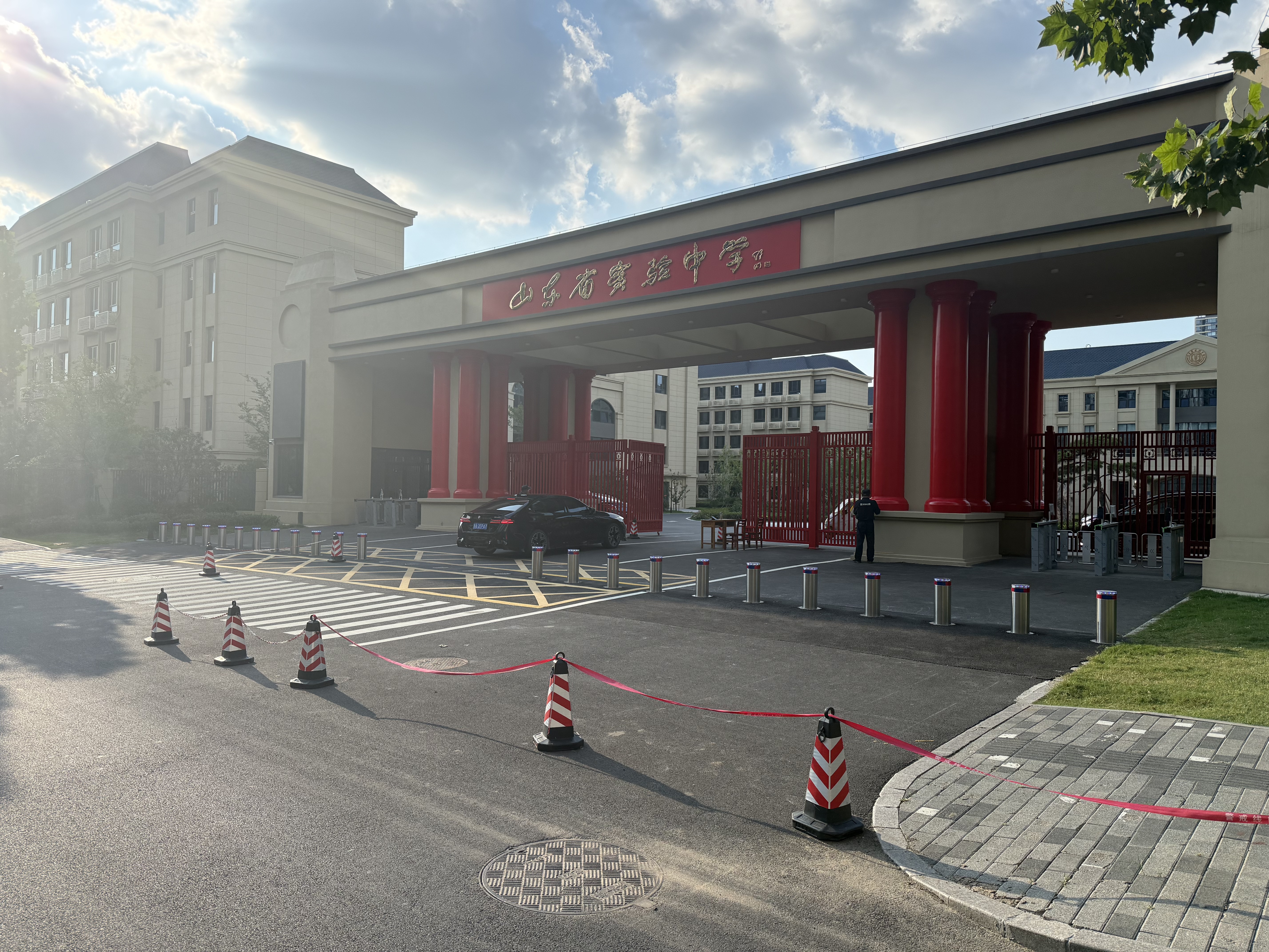 泰安市路桩升降柱