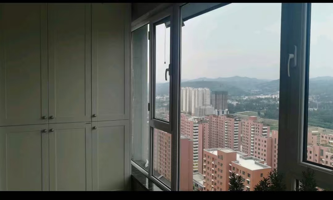 煌圣派门窗